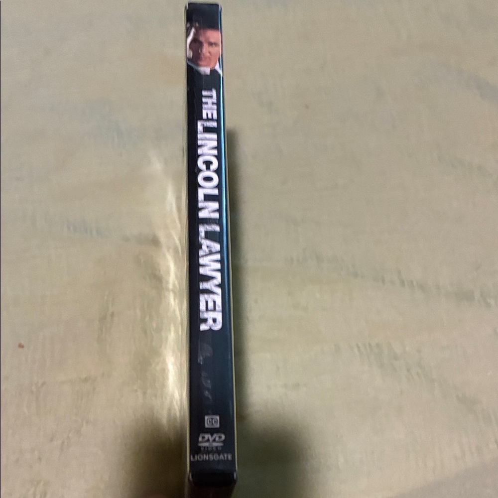 The Lincoln Lawyer DVD - Picture 4 of 8